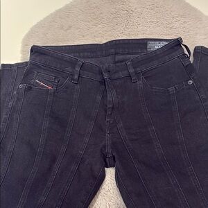 Diesel Black Skinny Jeans with Sturdy Waistband and Smooth Texture